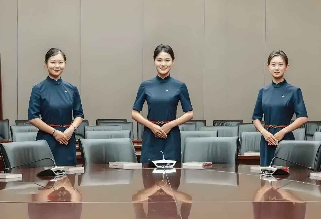 西安高端会议礼仪服务怎么收费？