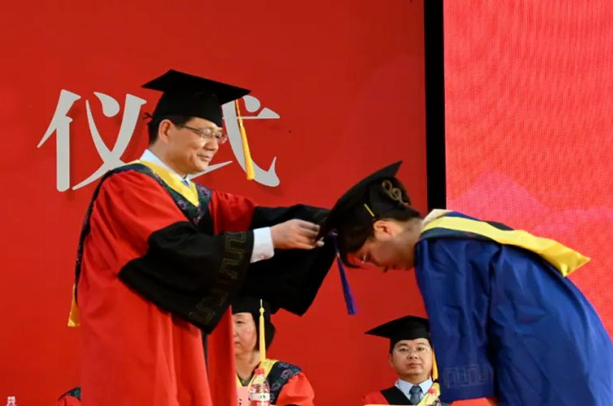 西安建筑科技大学毕业典礼策划